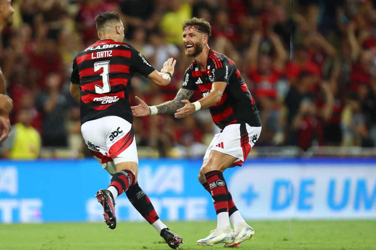 Flamengo passeia no Maracan, atropela o Maric e conquista a Taa Guanabara