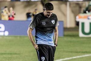 Eduardo Souza deixa o comando do Londrina
