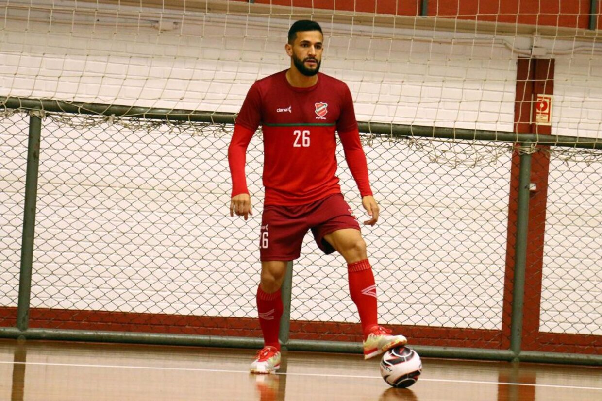 Jean Gaúcho deixa futsal português e volta ao Brasil para jogar pelo Atlântico