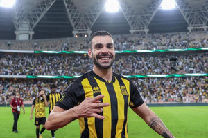 Internacional acerta contratao do volante Bruno Henrique