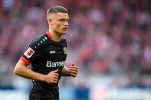 Prodígio Wirtz bate recorde de Havertz na estreia e reforça aposta do  Leverkusen em jovens promessas 