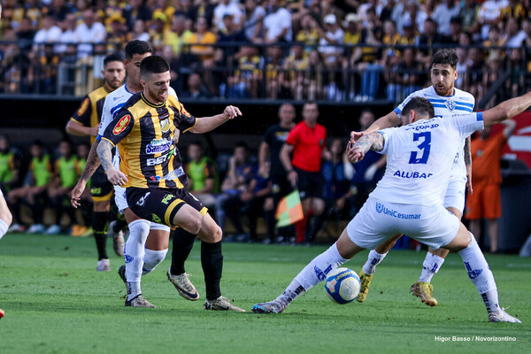 Novorizontino cede empate ao Paysandu, adia acesso e confirma ttulo do Santos