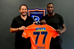Okaka deixa a Udinese rumo ao futebol turco