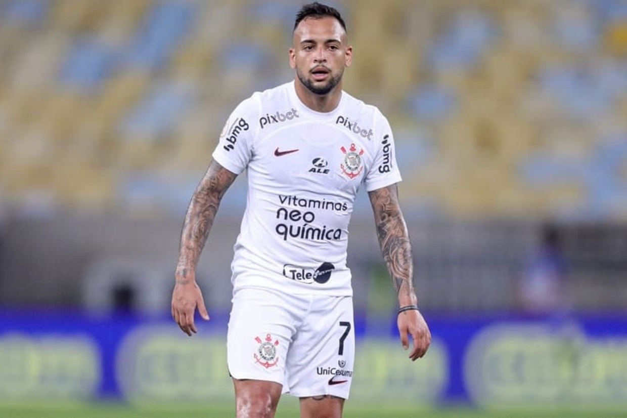 Maycon decide recusar proposta do Flamengo