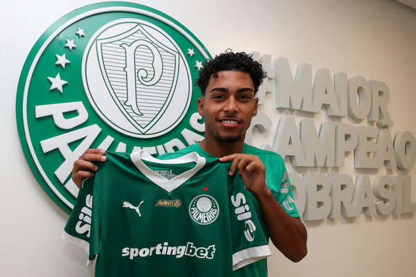 Palmeiras renova com jovem atacante at 2029