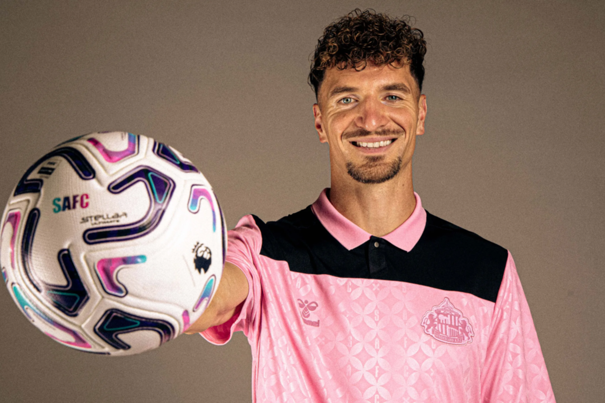 Thomas Meunier reforça Sunderland e leva experiência belga à Premier League Thomas Meunier reforça Sunderland e leva experiência belga à Premier League