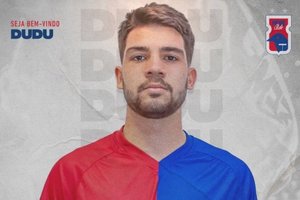 Ex-Vasco, Dudu se apresenta no Paran: 'Moleque sonhador'