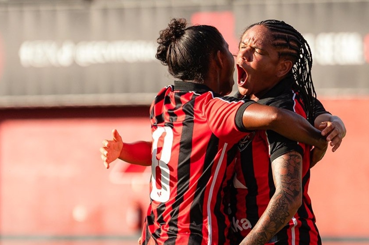 Vitória feminino conquista triunfo essencial e abandona a zona de rebaixamento Vitória feminino conquista triunfo essencial e abandona a zona de rebaixamento