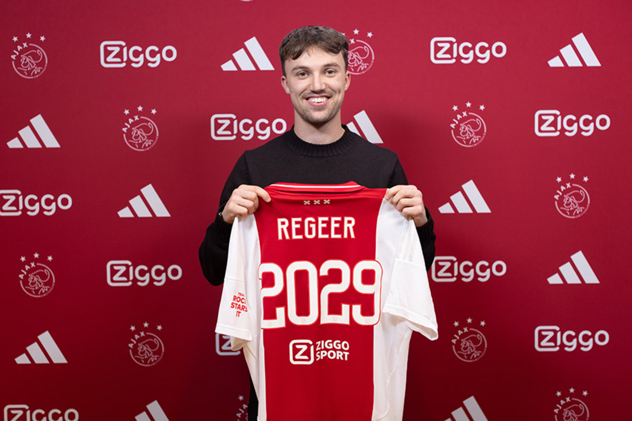 Ajax confirma retorno de joia formada em casa