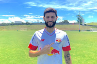Aps boa temporada pelo Fortaleza, Juninho Capixaba refora o RB Bragantino