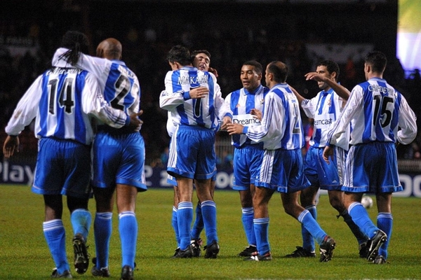 H 25 anos, o Super Depor destronava Bara e Real por ttulo Espanhol