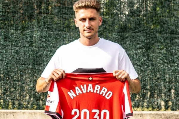 Promessa espanhola, Navarro  reforo do Athletic