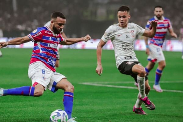 Histria favorece o Corinthians, mas 'novo Fortaleza' incomoda e sonha na Sul-Americana