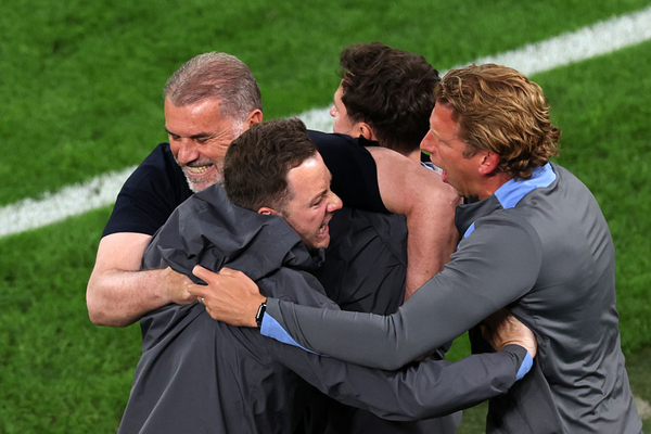 Postecoglou desabafa e defende time para 'cinco ou seis anos' no Tottenham