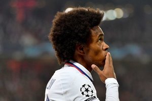 Chelsea vence Lille com golao de Willian, Ajax atropela o Valencia 
