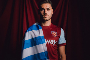 West Ham contrata zagueiro da seleo grega