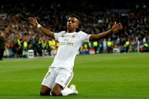 Com show de Rodrygo, que fez trs, Real goleia Galatasaray e fica perto do mata-mata