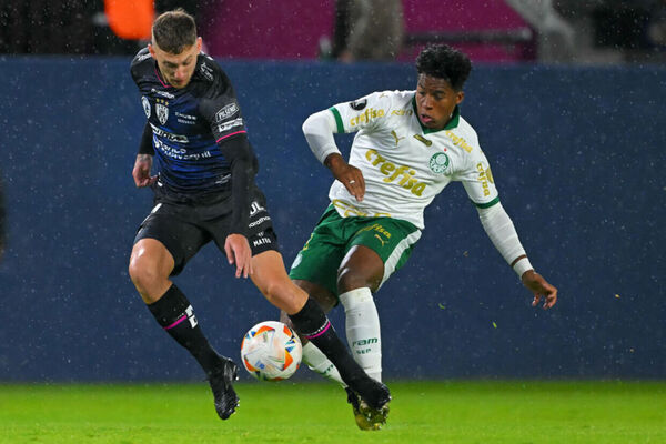 Palmeiras vira sobre Del Valle no ltimo lance: veja como acompanhamos