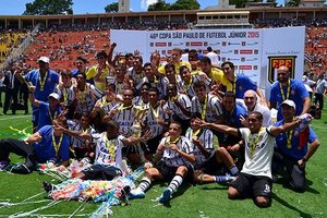 Botafogo de Ribeiro faz jogo duro, mas Corinthians conquista Copa So Paulo