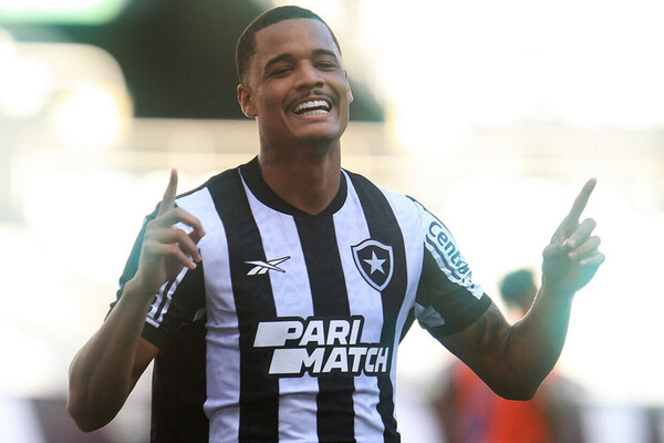 Botafogo faz o dever de casa contra o lanterna Audax e segue vivo no Carioca