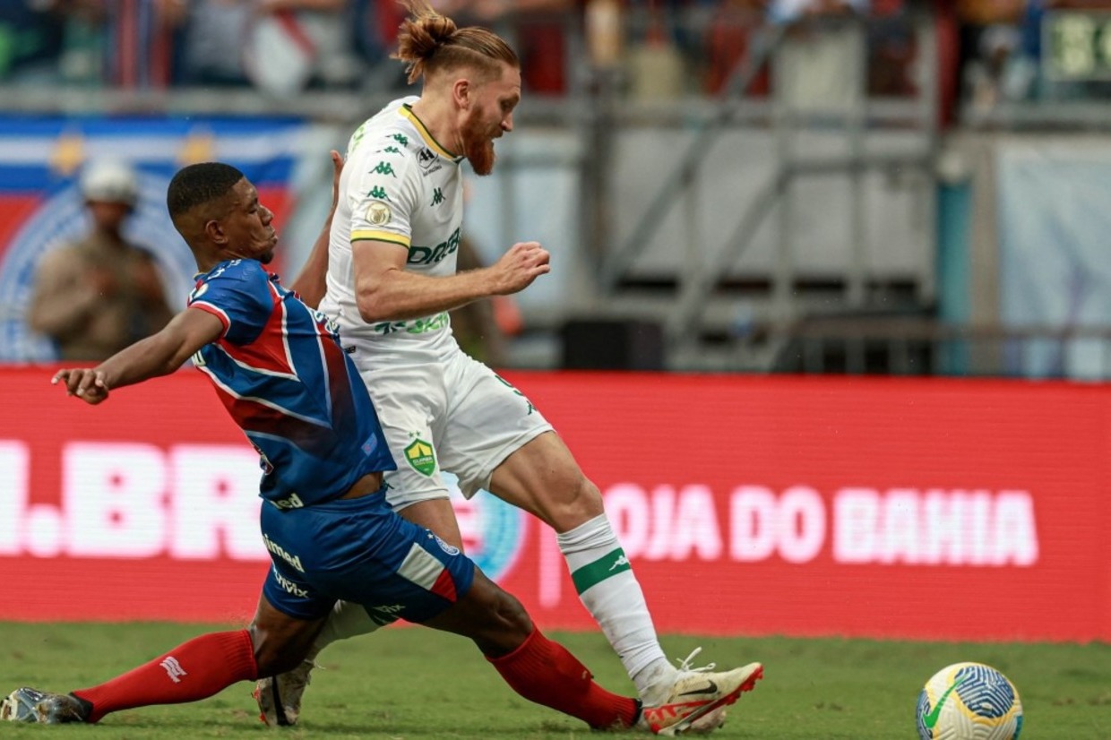 Bahia tem negociação avançada por Pitta, mas Vitória quer atravessar