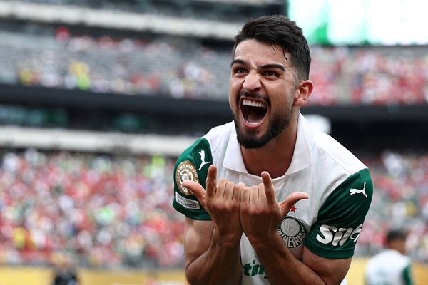 Com incio forte de segundo tempo, Palmeiras supera Al Ahly e vence a primeira no Mundial