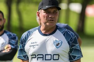 Mas j? Um ms aps ser contratado, PC Gusmo deixa o Londrina