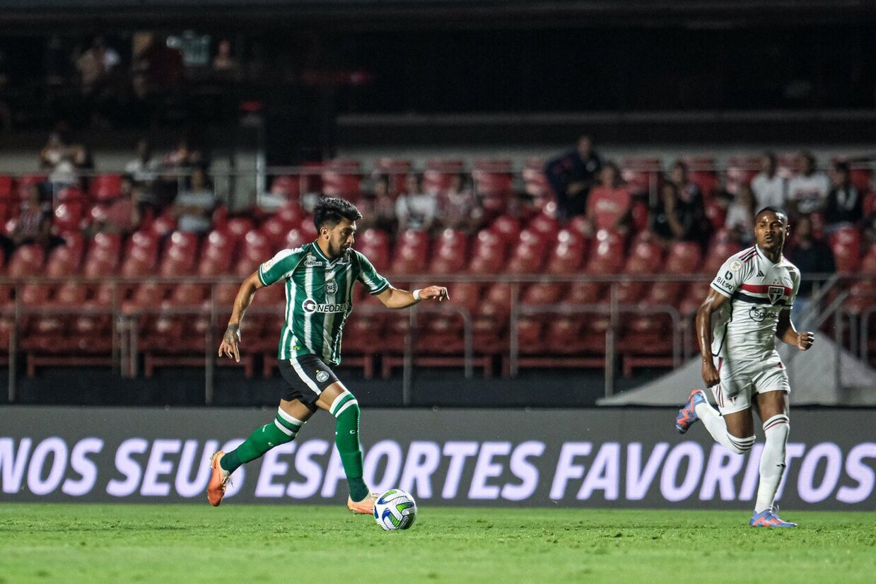 Gabriel Vasconcelos analisa bom momento do Lecce na Série B da