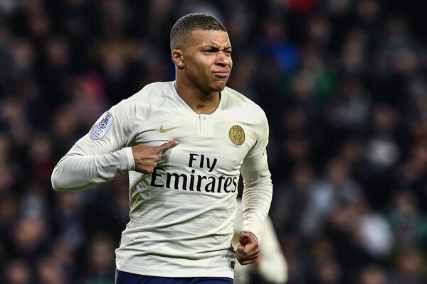 Enfim, merengue... Kylian Mbapp  reforo gigante do Real Madrid