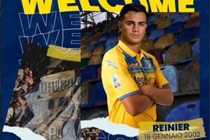 Real libera e ex-Fla Reinier  oficialmente do Frosinone
