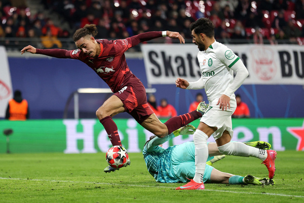 J eliminado, Leipzig vence Sporting depois de sofrer na segunda etapa