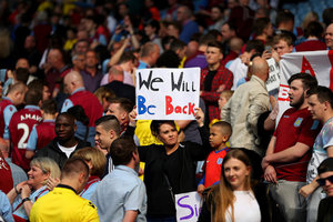 Em baixa, futebol de Birmingham ver seu clssico na segunda diviso inglesa