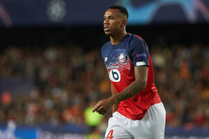 Arsenal perto de assinar com Gabriel Magalhes 