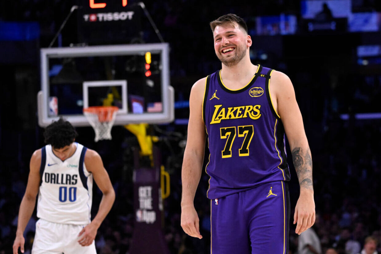 Luka repete Kareem e Lakers vencem os Mavs em 'jogo da vingança'