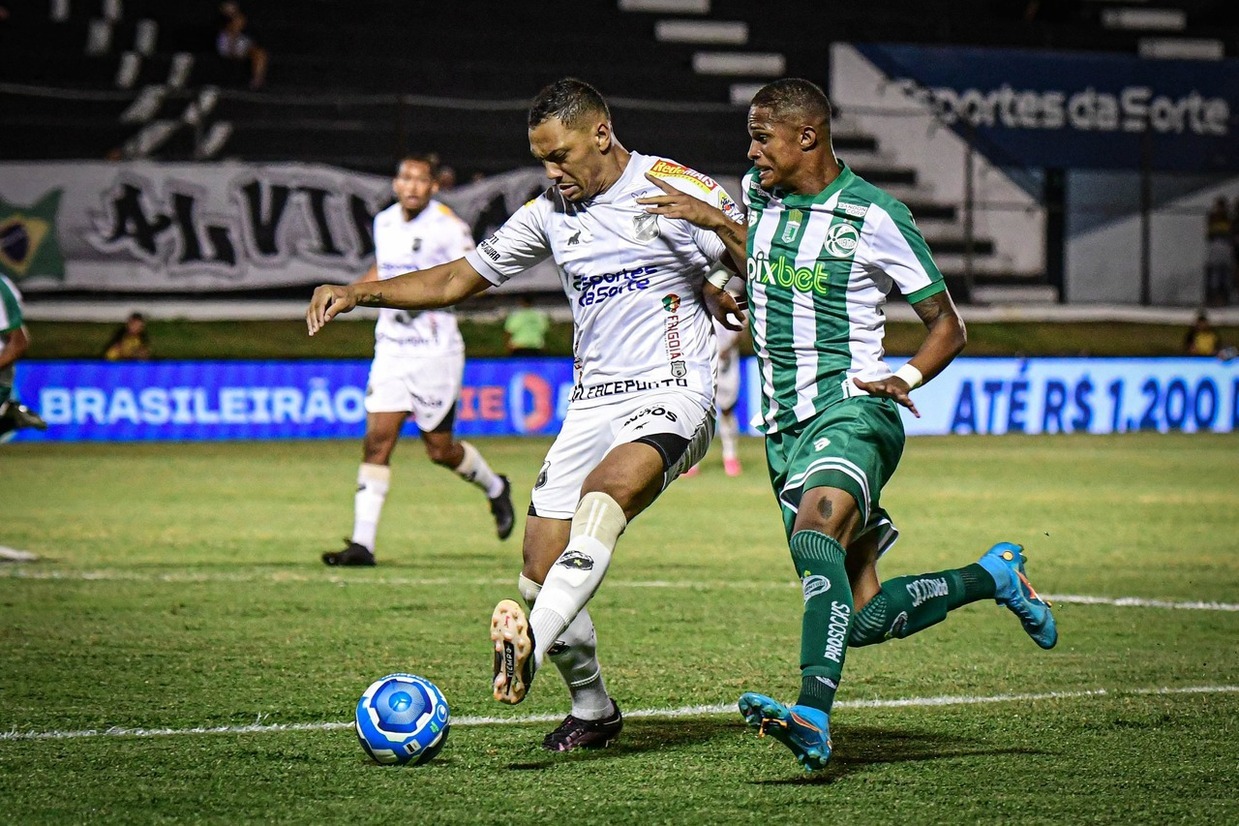 Juventude sofre com expulsão e não sai do zero contra o lanterna ABC