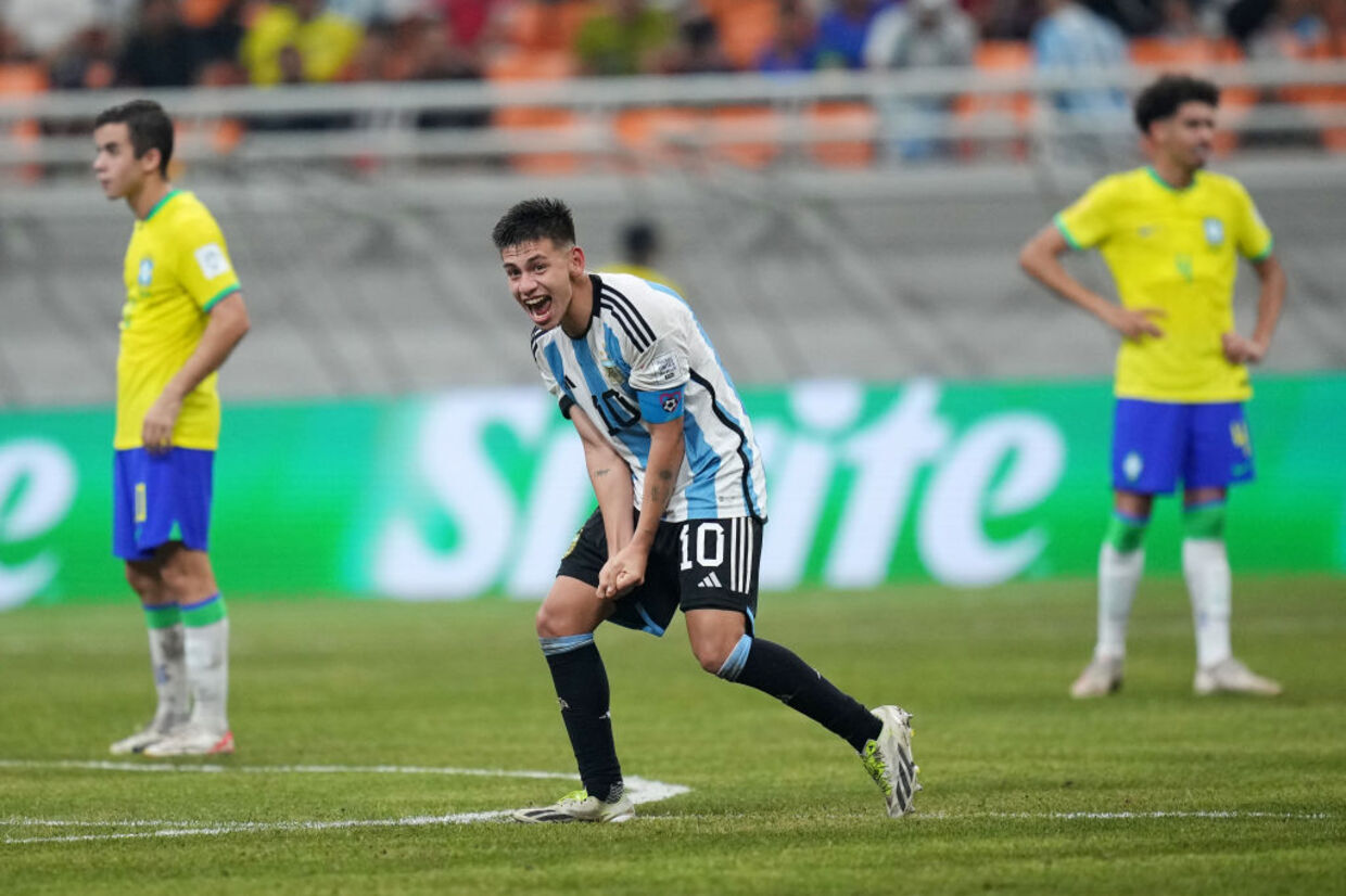 Com três gols, Echeverri enterra sonho do Brasil no Mundial Sub-17