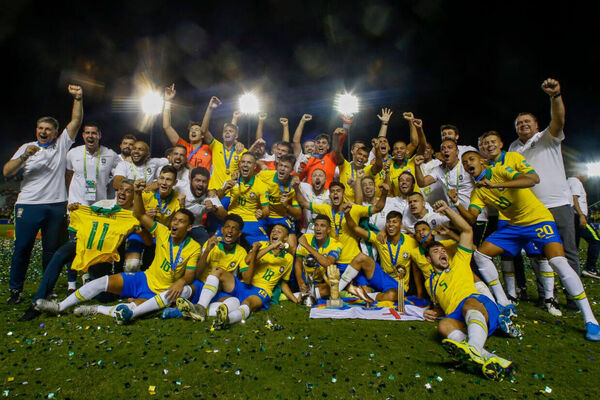 Cinco anos depois, confira por onde andam os campees mundiais sub-17 do Brasil