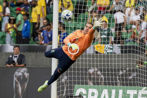 Ederson sobre derrota do Brasil para Senegal: ''Seleo no deu o mximo''