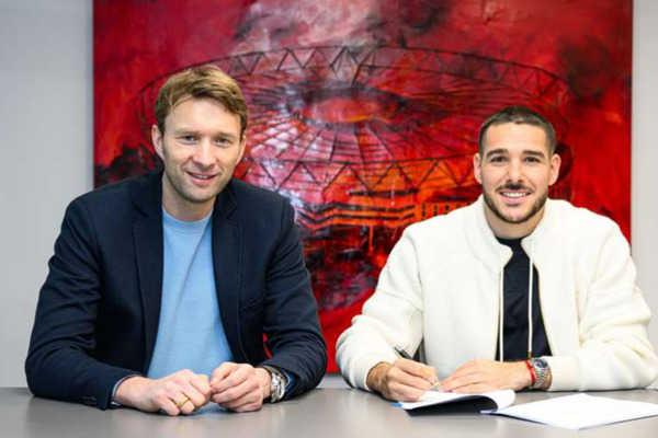 Argentino troca Aston Villa pelo Bayer Leverkusen