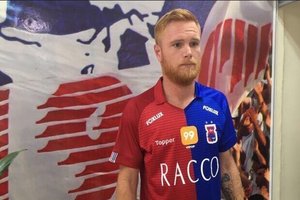 Paran se refora com zagueiro