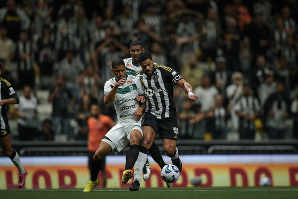Aps empate, Atltico goleia o Maring e se classifica na Copa do Brasil