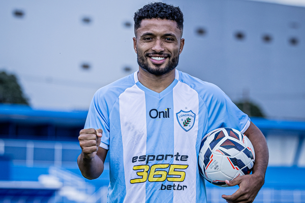 Cedric refora a lateral do Londrina
