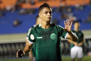 Palmeiras entra na briga com Corinthians por Michael, do Gois