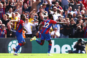 Crystal Palace vence a primeira no Ingls e acaba com invencibilidade do Tottenham