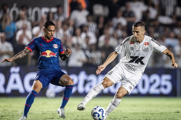 Bragantino bate o Santos na Vila Belmiro e chega a quarta vitria seguida