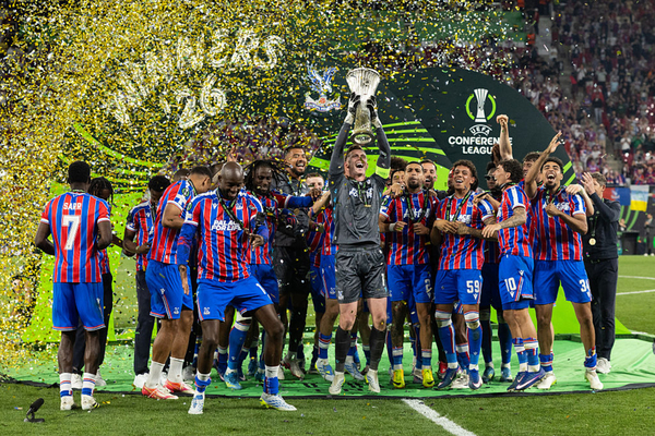 Asher Agbinone là viên ngọc sáng của Crystal Palace - tương lai Asher Agbinone là viên ngọc sáng của Crystal Palace - tương lai