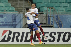 Com atropelo na primeira etapa, Bahia goleia Melgar e se classifica na Sul-Americana