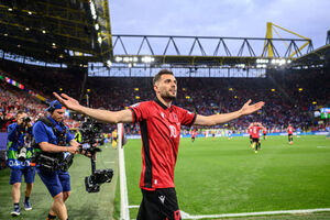 Nedim Bajrami marca o gol mais rpido da histria da Eurocopa