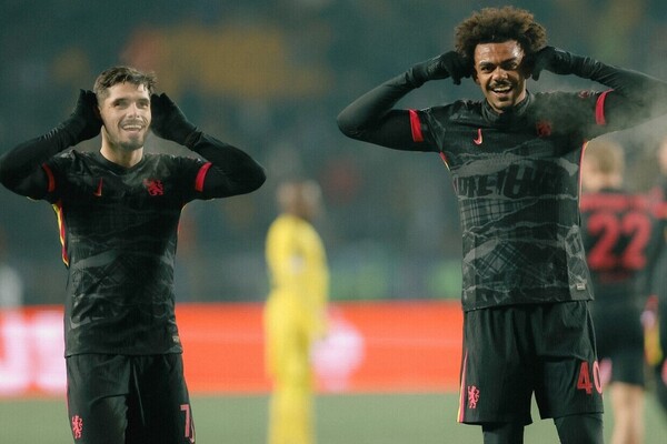Em jogo com -10C, Chelsea vence Astana fora e mantm liderana da Conference