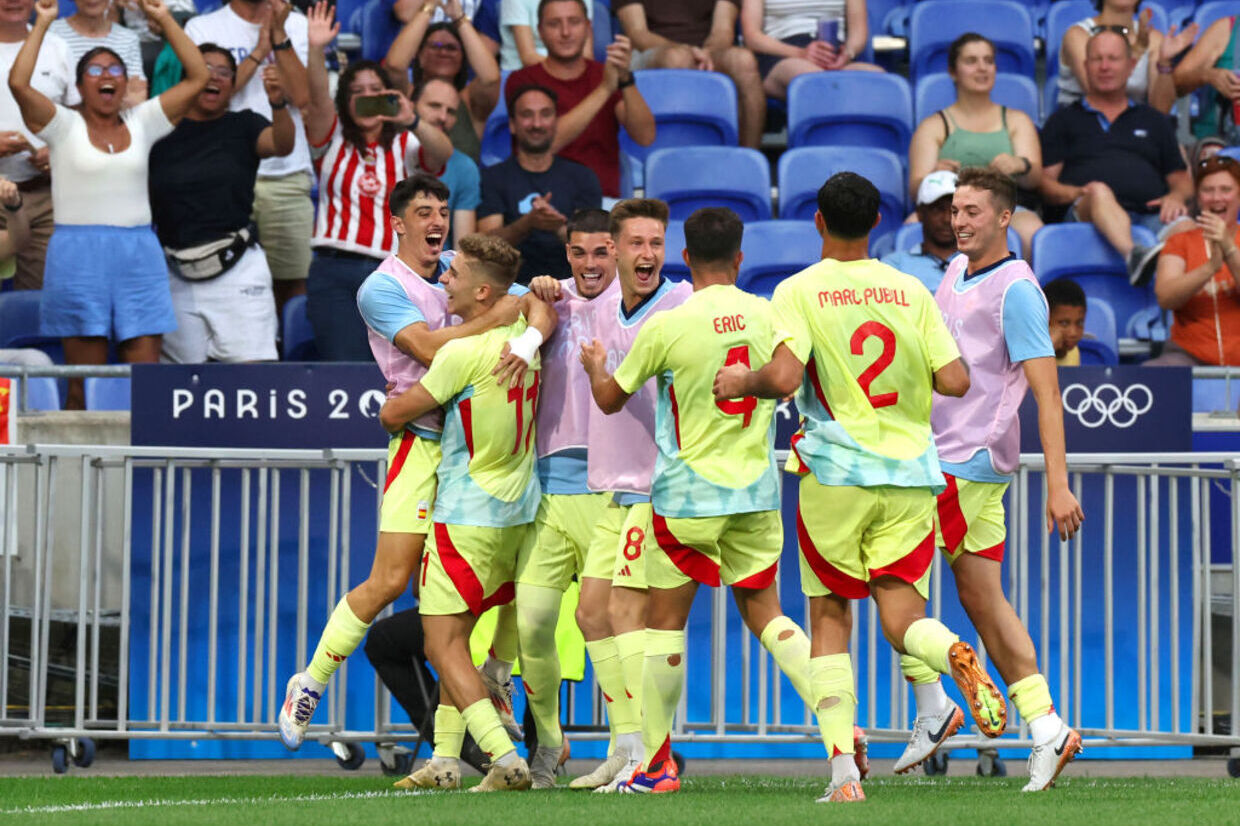 Pontaria calibrada de joia do Barça coloca a Espanha na semifinal olímpica